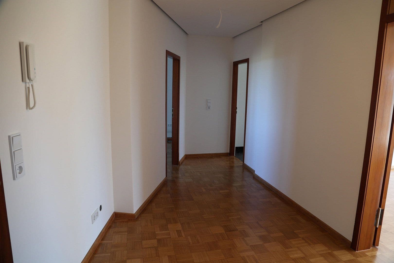 Pronájem bytu 2+kk 100 m², Taunusstraße 58, Böblingen, Bádensko-Württembersko Pronájem bytu 2+kk 100 m², Taunusstraße 58, Böblingen, Bádensko-Württembersko
