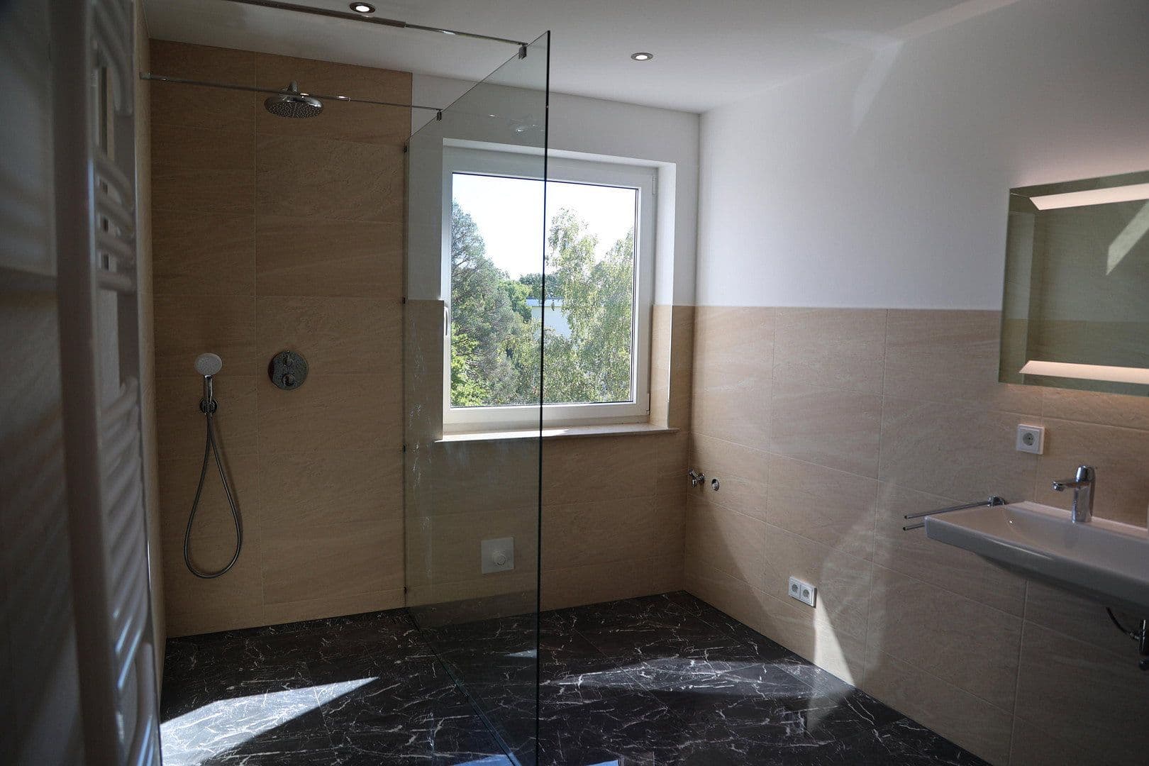 Pronájem bytu 2+kk 100 m², Taunusstraße 58, Böblingen, Bádensko-Württembersko Pronájem bytu 2+kk 100 m², Taunusstraße 58, Böblingen, Bádensko-Württembersko