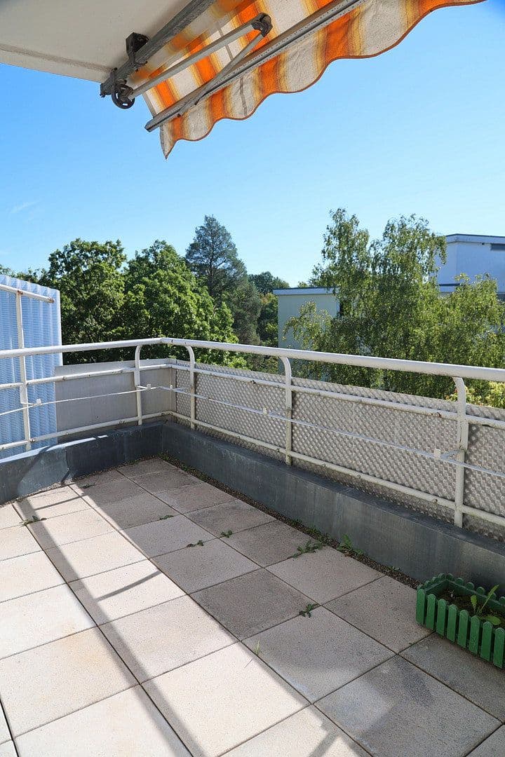 Pronájem bytu 2+kk 100 m², Taunusstraße 58, Böblingen, Bádensko-Württembersko Pronájem bytu 2+kk 100 m², Taunusstraße 58, Böblingen, Bádensko-Württembersko