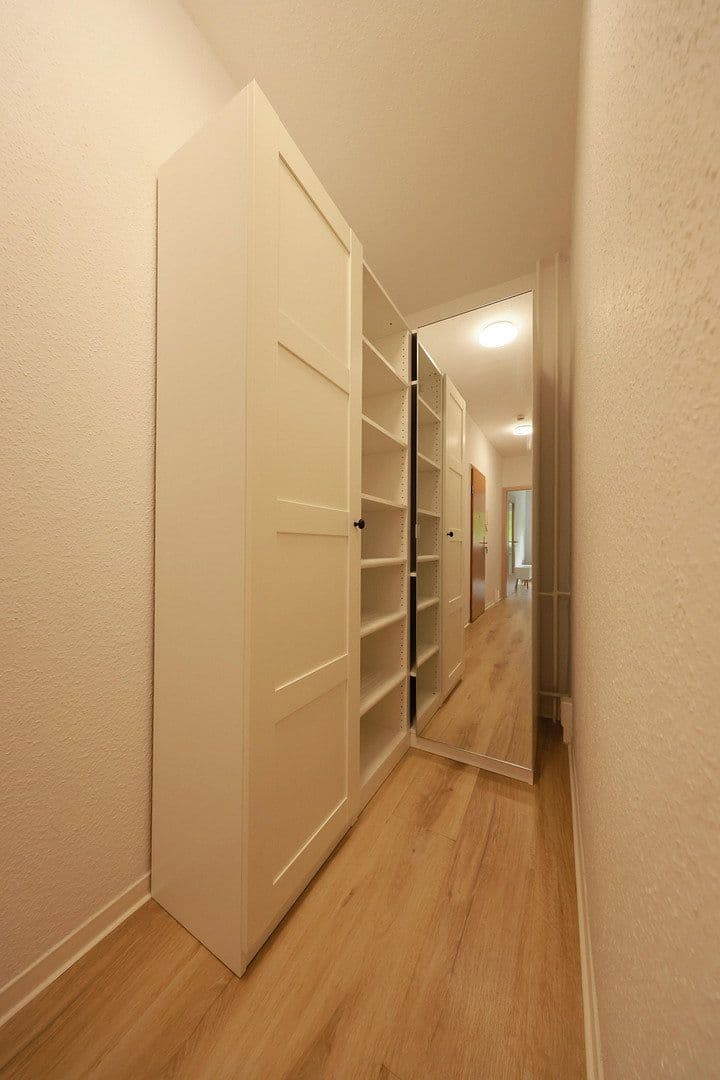 Pronájem bytu 1+1 37 m², Rostock, Mecklenburg-Vorpommern Pronájem bytu 1+1 37 m², Rostock, Mecklenburg-Vorpommern