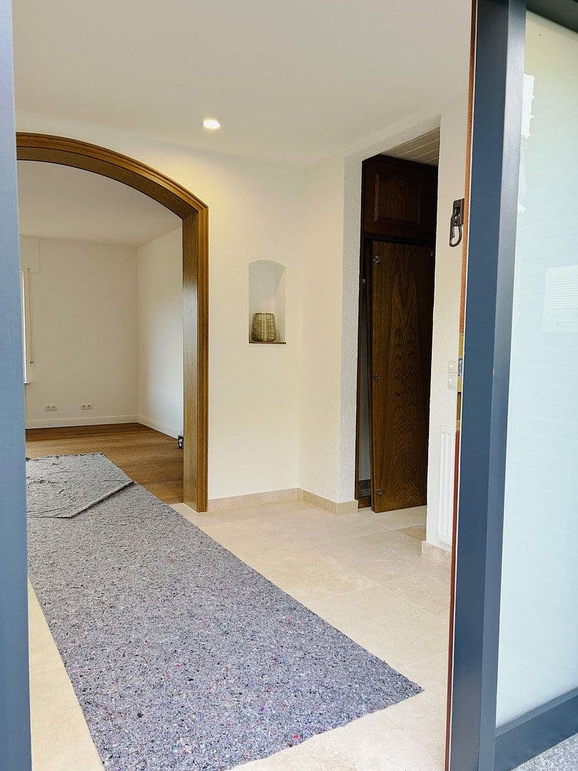 Pronájem domu 135 m², pozemek 587 m², Auf der Hardt 1, Bad Ems, Porýní-Falc Pronájem domu 135 m², pozemek 587 m², Auf der Hardt 1, Bad Ems, Porýní-Falc