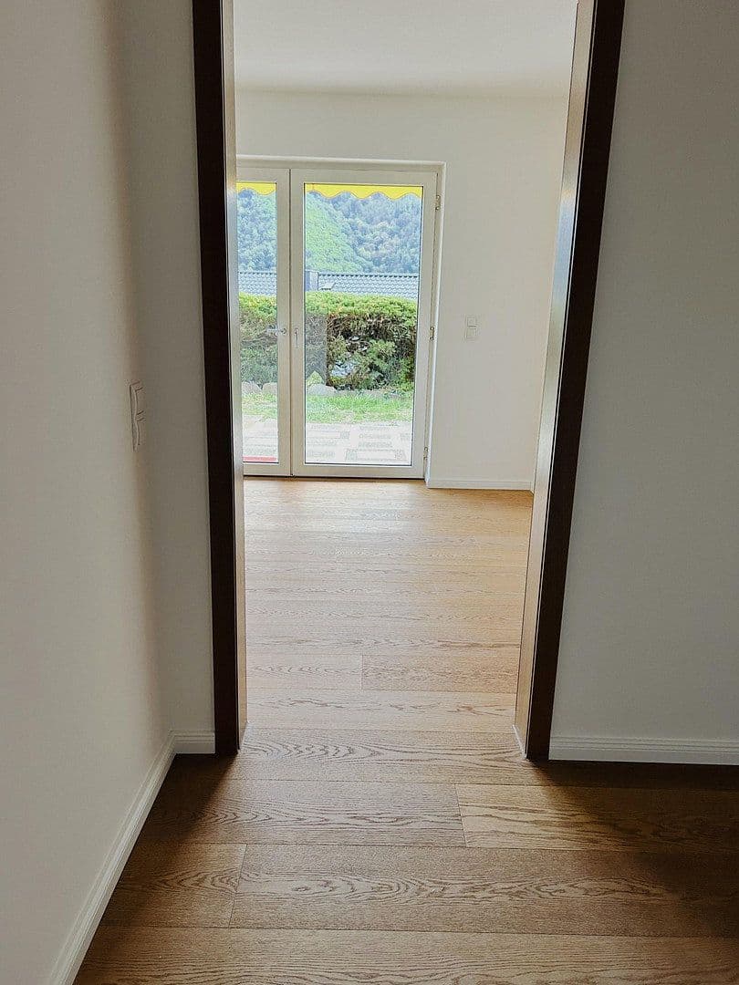 Pronájem domu 135 m², pozemek 587 m², Auf der Hardt 1, Bad Ems, Porýní-Falc Pronájem domu 135 m², pozemek 587 m², Auf der Hardt 1, Bad Ems, Porýní-Falc