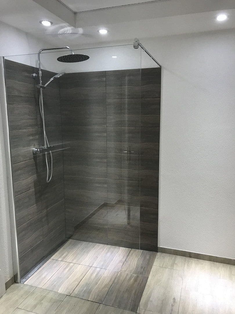 Prodej domu 686 m², pozemek 1.219 m², Postsr 1/3, Gottmadingen, Bádensko-Württembersko Prodej domu 686 m², pozemek 1.219 m², Postsr 1/3, Gottmadingen, Bádensko-Württembersko