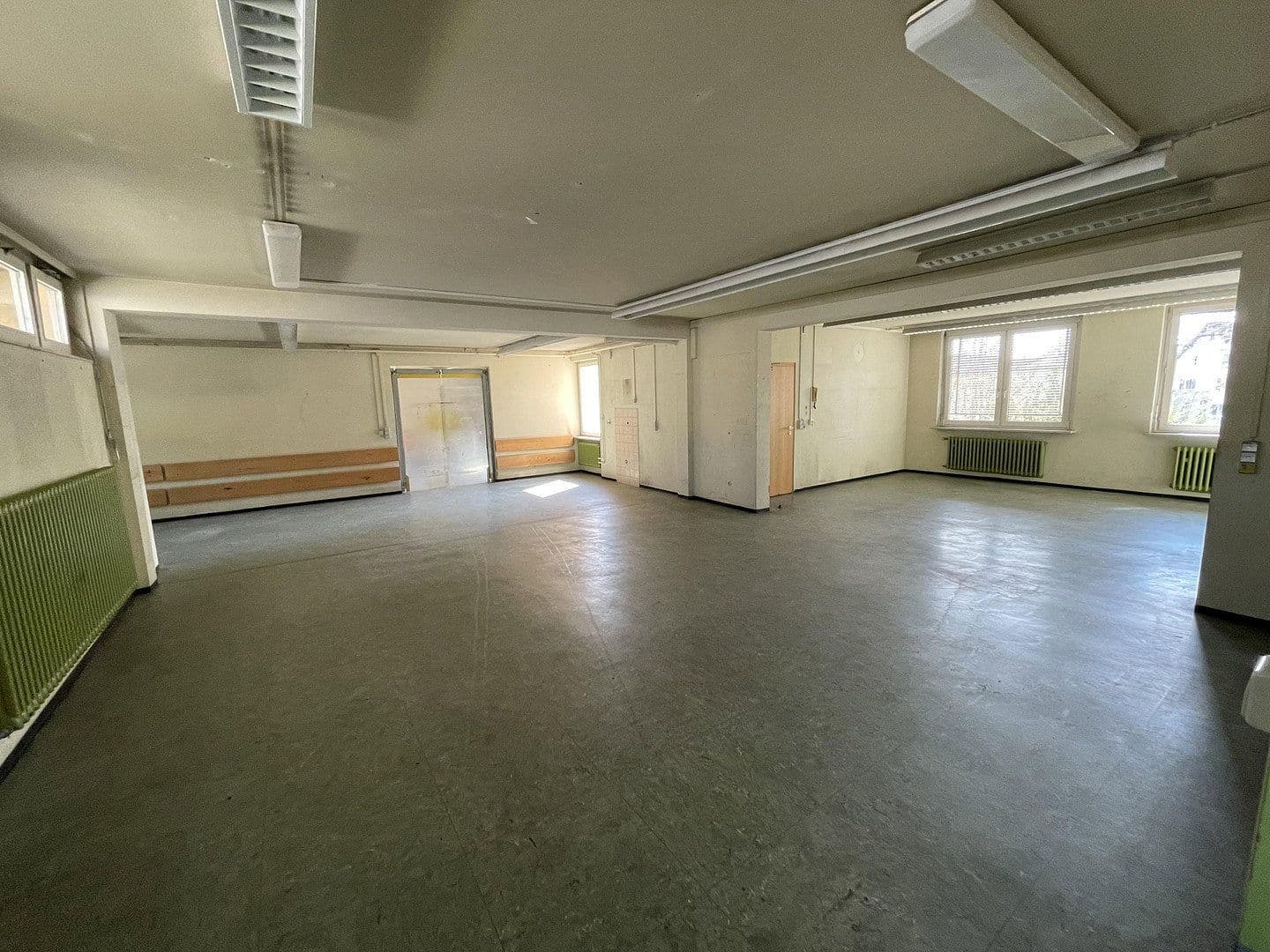 Prodej domu 686 m², pozemek 1.219 m², Postsr 1/3, Gottmadingen, Bádensko-Württembersko Prodej domu 686 m², pozemek 1.219 m², Postsr 1/3, Gottmadingen, Bádensko-Württembersko