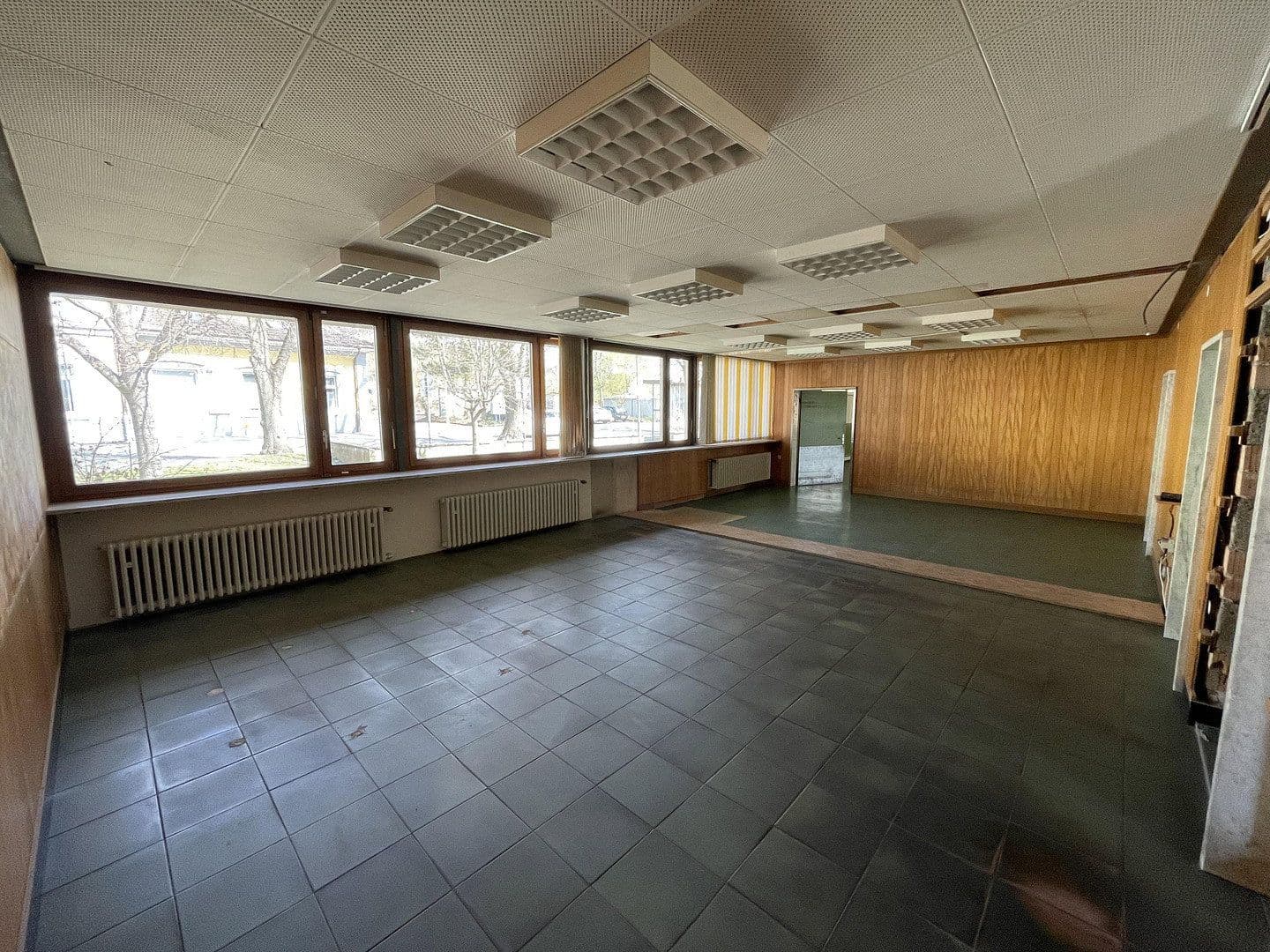 Prodej domu 686 m², pozemek 1.219 m², Postsr 1/3, Gottmadingen, Bádensko-Württembersko Prodej domu 686 m², pozemek 1.219 m², Postsr 1/3, Gottmadingen, Bádensko-Württembersko