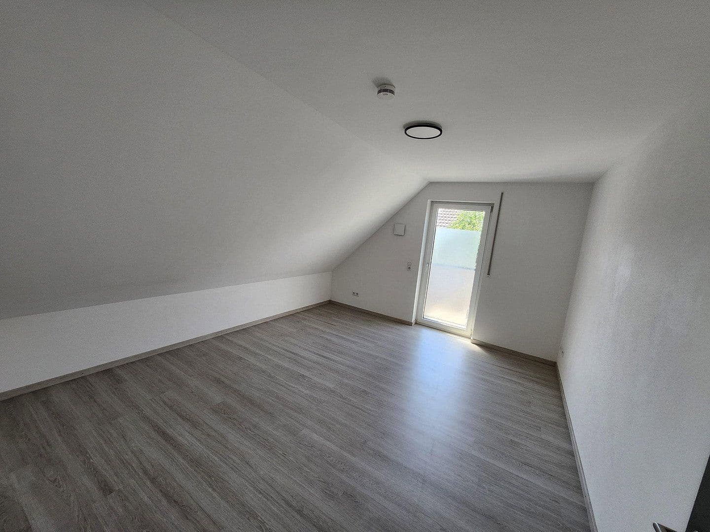 Pronájem bytu 2+1 68 m², Heretsrieder Str. 22a, Biberbach, Bavorsko Pronájem bytu 2+1 68 m², Heretsrieder Str. 22a, Biberbach, Bavorsko