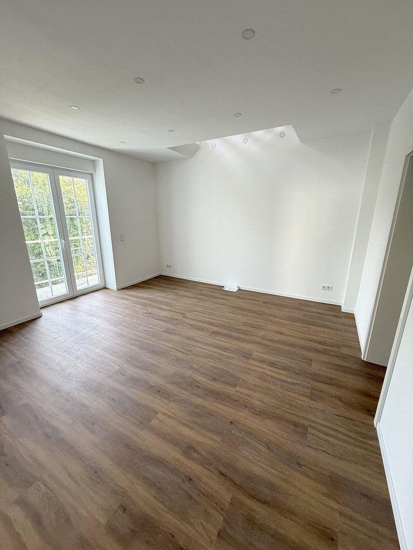 Prodej bytu 7+1 96 m², Hochtraße 1, Schalksmühle, Severní Porýní-Vestfálsko Prodej bytu 7+1 96 m², Hochtraße 1, Schalksmühle, Severní Porýní-Vestfálsko