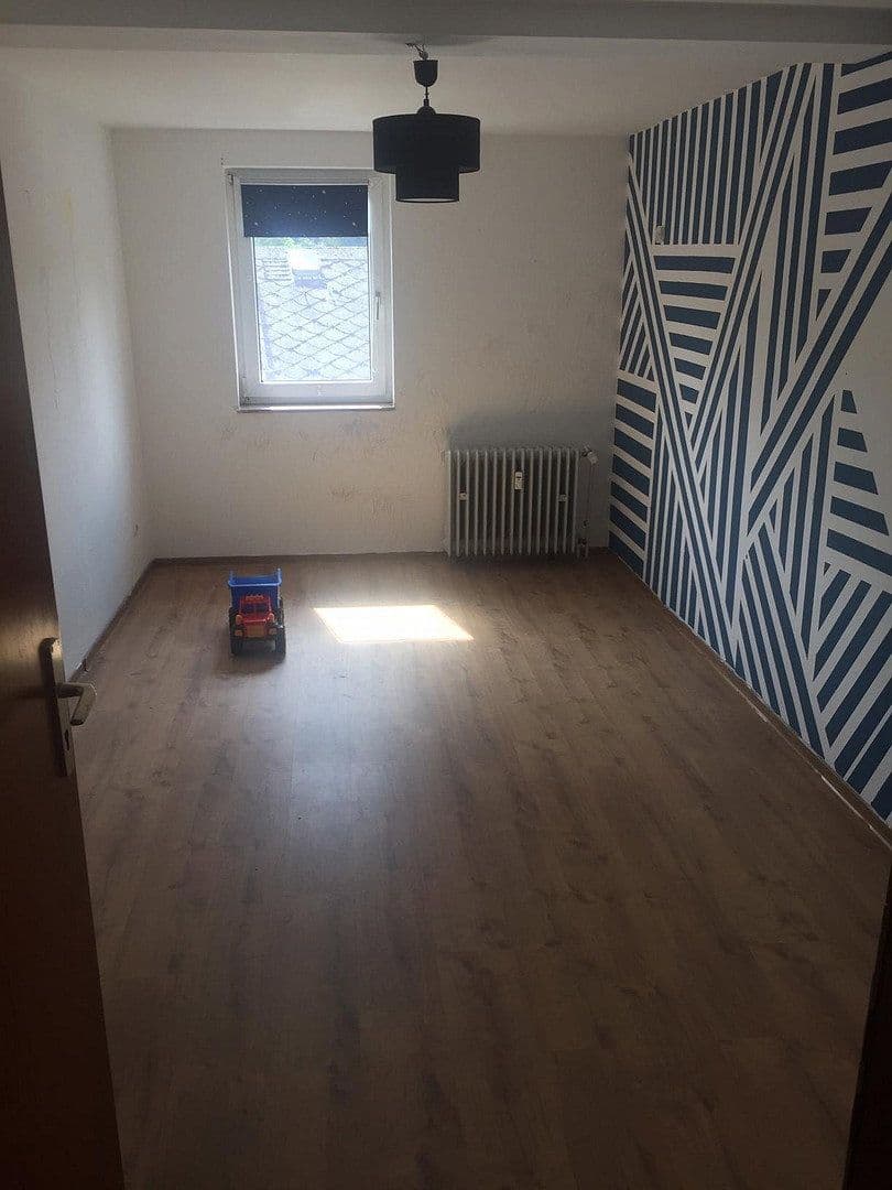 Pronájem bytu 4+1 103 m², Buderusstraße 29, Weilmünster, Hessen Pronájem bytu 4+1 103 m², Buderusstraße 29, Weilmünster, Hessen