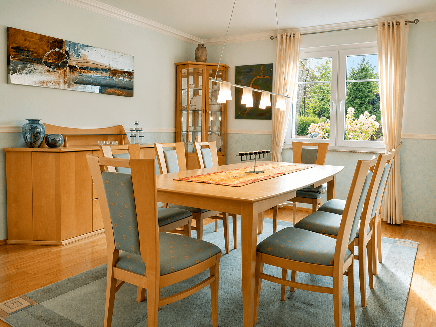 Prodej domu 207 m², pozemek 328 m², Bad Vilbel, Hessen Prodej domu 207 m², pozemek 328 m², Bad Vilbel, Hessen