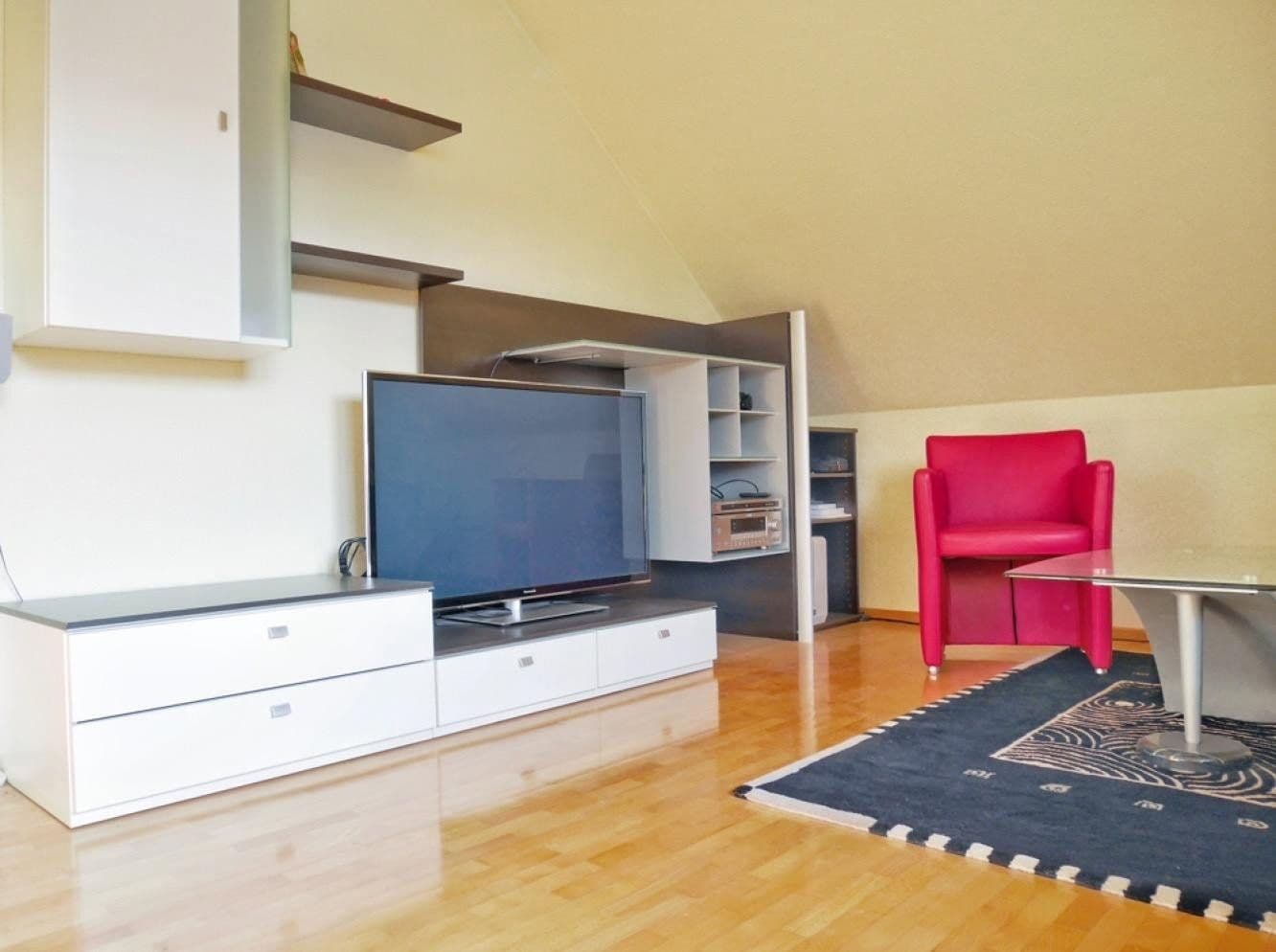 Prodej domu 207 m², pozemek 328 m², Bad Vilbel, Hessen Prodej domu 207 m², pozemek 328 m², Bad Vilbel, Hessen