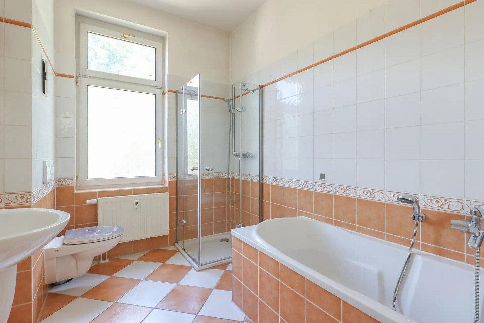 Prodej bytu 4+1 151 m², Ekhof str. 27, Berlin-Köpenick, Berlín Prodej bytu 4+1 151 m², Ekhof str. 27, Berlin-Köpenick, Berlín
