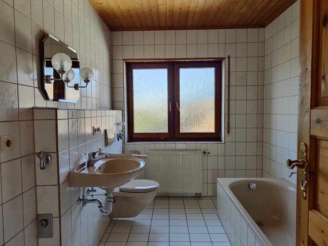 Pronájem bytu 3+kk 100 m², Karlsruhe, Bádensko-Württembersko Pronájem bytu 3+kk 100 m², Karlsruhe, Bádensko-Württembersko