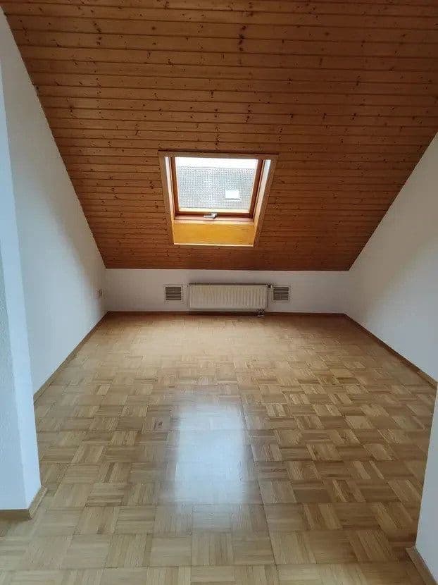 Pronájem bytu 3+kk 100 m², Karlsruhe, Bádensko-Württembersko Pronájem bytu 3+kk 100 m², Karlsruhe, Bádensko-Württembersko