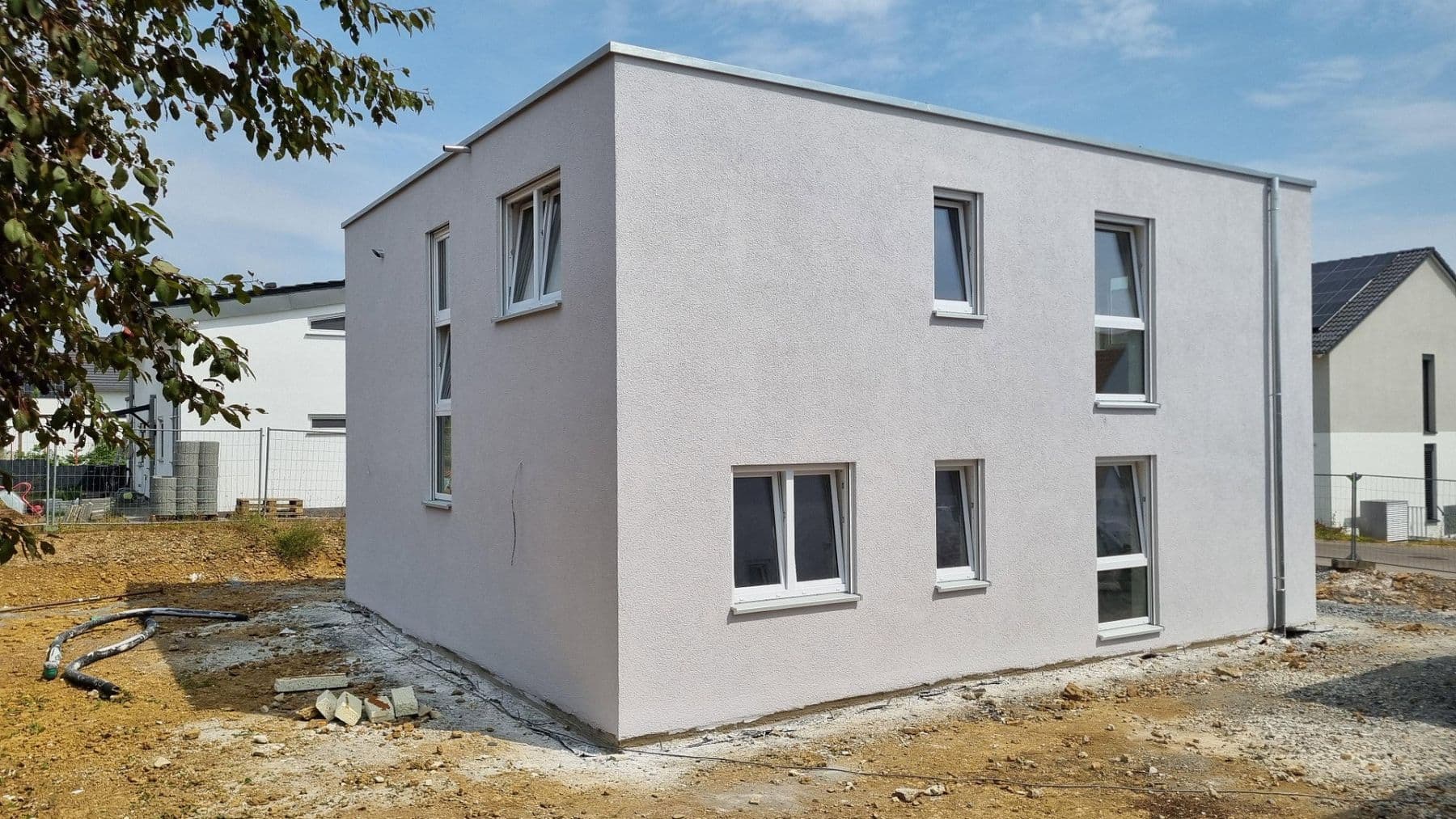 Prodej domu 155 m², pozemek 453 m², Arndtstraße 29, Bad Friedrichshall, Bádensko-Württembersko Prodej domu 155 m², pozemek 453 m², Arndtstraße 29, Bad Friedrichshall, Bádensko-Württembersko