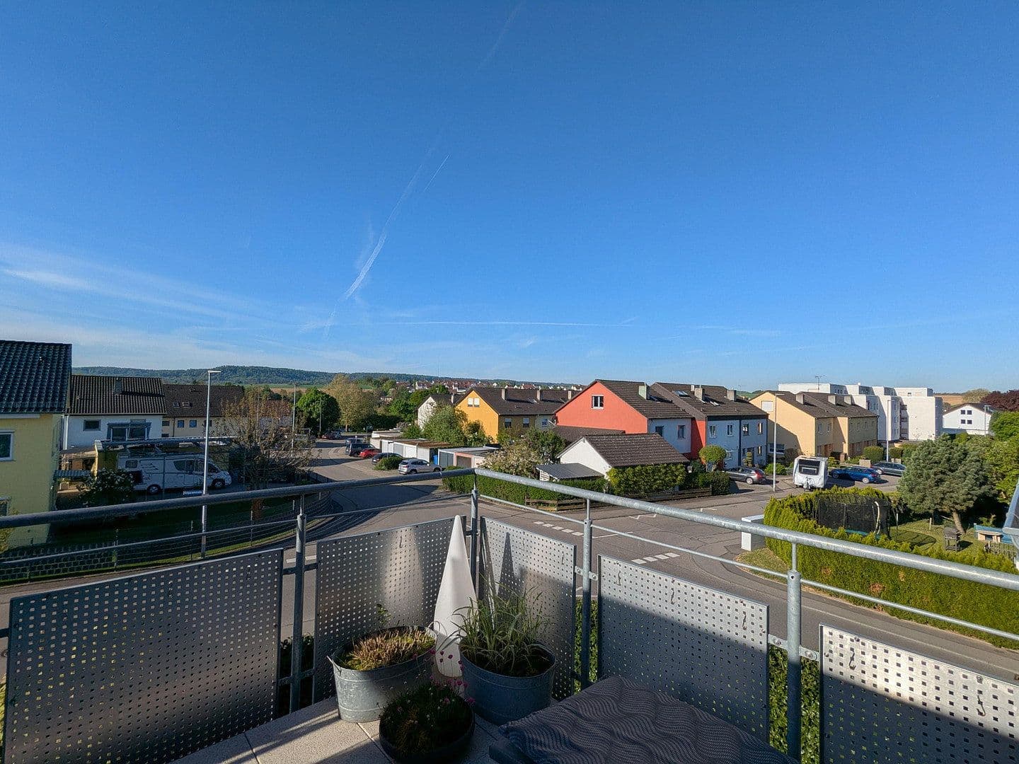 Prodej bytu 4+1 109 m², Hofgartenstraße 57, Neuenstadt am Kocher, Bádensko-Württembersko Prodej bytu 4+1 109 m², Hofgartenstraße 57, Neuenstadt am Kocher, Bádensko-Württembersko