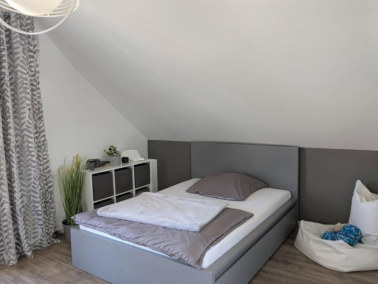 Prodej bytu 4+1 109 m², Hofgartenstraße 57, Neuenstadt am Kocher, Bádensko-Württembersko Prodej bytu 4+1 109 m², Hofgartenstraße 57, Neuenstadt am Kocher, Bádensko-Württembersko