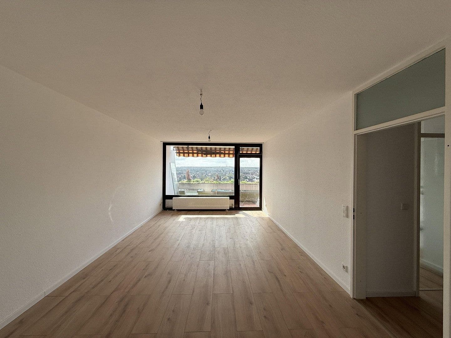Pronájem bytu 3+1 96 m², Mainz, Porýní-Falc Pronájem bytu 3+1 96 m², Mainz, Porýní-Falc