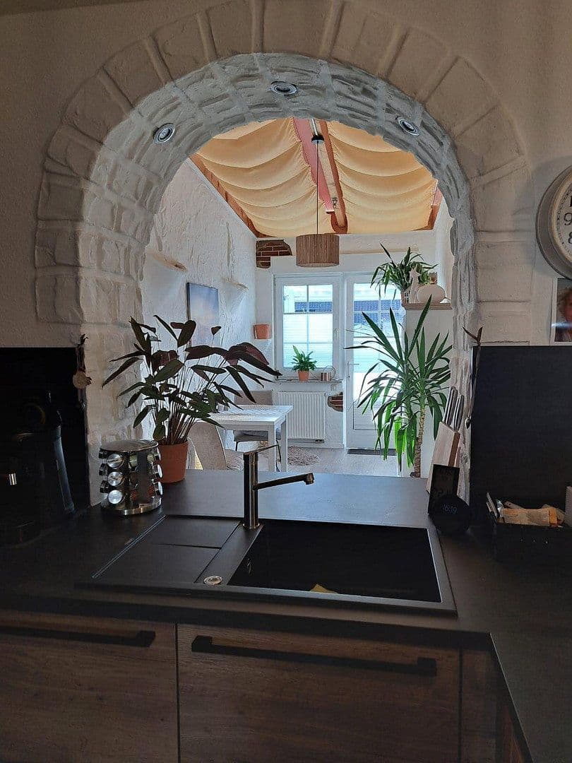 Prodej domu 98 m², pozemek 180 m², Kamp-Lintfort, Severní Porýní-Vestfálsko Prodej domu 98 m², pozemek 180 m², Kamp-Lintfort, Severní Porýní-Vestfálsko