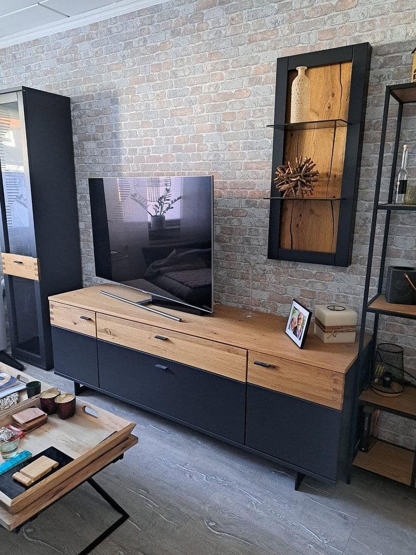 Prodej domu 98 m², pozemek 180 m², Kamp-Lintfort, Severní Porýní-Vestfálsko Prodej domu 98 m², pozemek 180 m², Kamp-Lintfort, Severní Porýní-Vestfálsko
