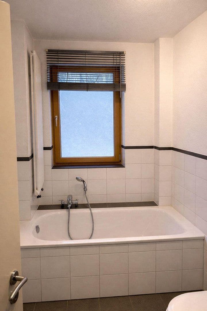 Prodej bytu 4+1 135 m², Meerbusch, Severní Porýní-Vestfálsko Prodej bytu 4+1 135 m², Meerbusch, Severní Porýní-Vestfálsko