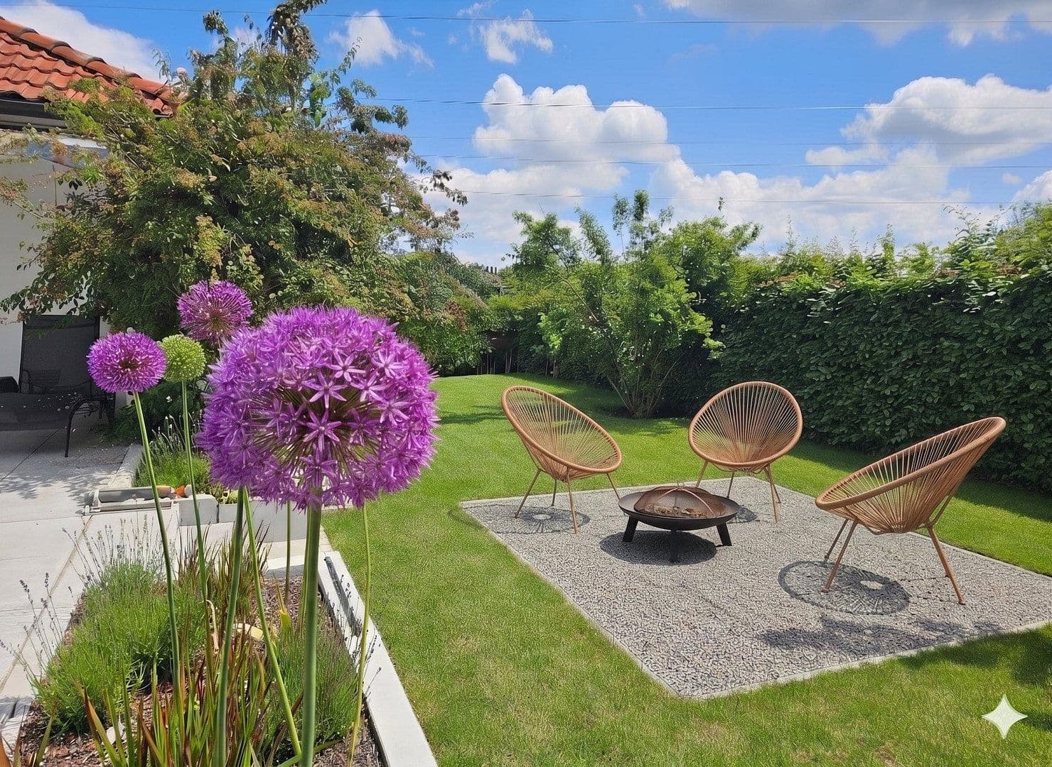 Prodej domu 127 m², pozemek 888 m², Bad Saulgau, Bádensko-Württembersko Prodej domu 127 m², pozemek 888 m², Bad Saulgau, Bádensko-Württembersko