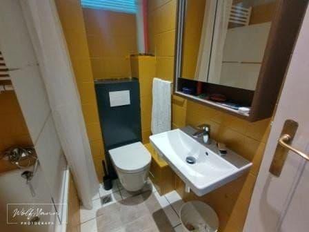 Pronájem bytu 3+1 91 m², Berlin, Berlín Pronájem bytu 3+1 91 m², Berlin, Berlín