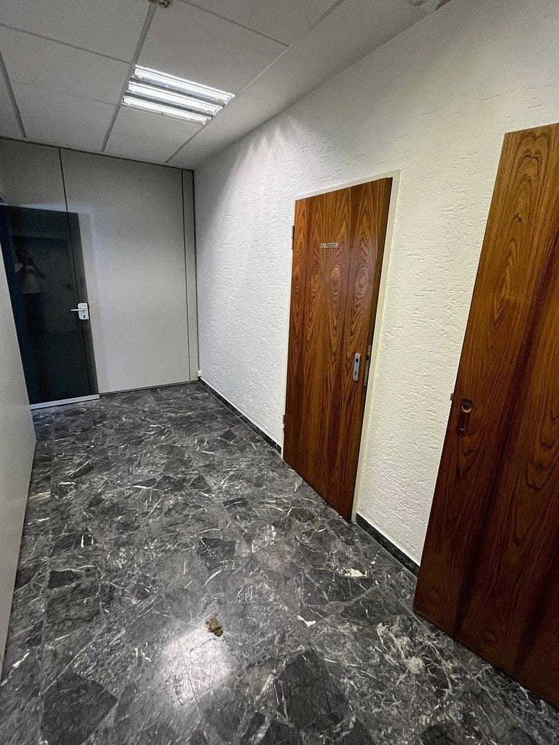 Pronájem nebytového prostoru 1 m², Friedrichkaiserstr. 13, Iserlohn, Severní Porýní-Vestfálsko Pronájem nebytového prostoru 1 m², Friedrichkaiserstr. 13, Iserlohn, Severní Porýní-Vestfálsko