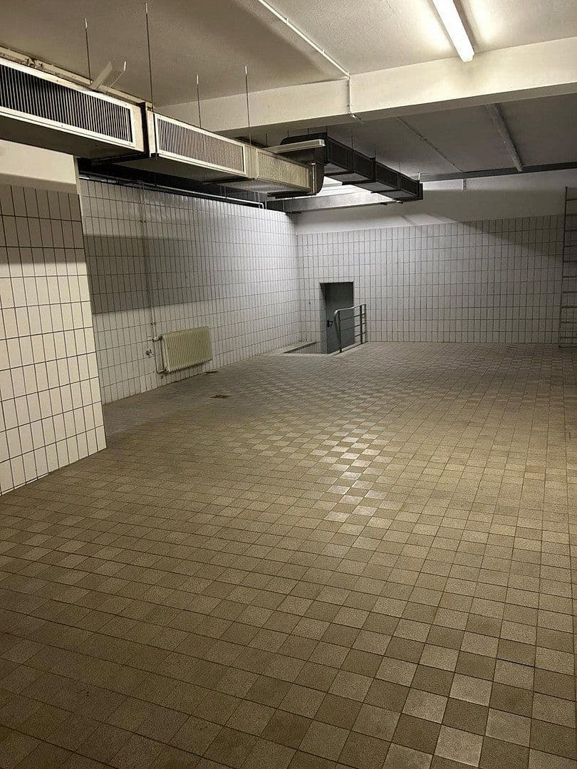 Pronájem nebytového prostoru 1 m², Friedrichkaiserstr. 13, Iserlohn, Severní Porýní-Vestfálsko Pronájem nebytového prostoru 1 m², Friedrichkaiserstr. 13, Iserlohn, Severní Porýní-Vestfálsko