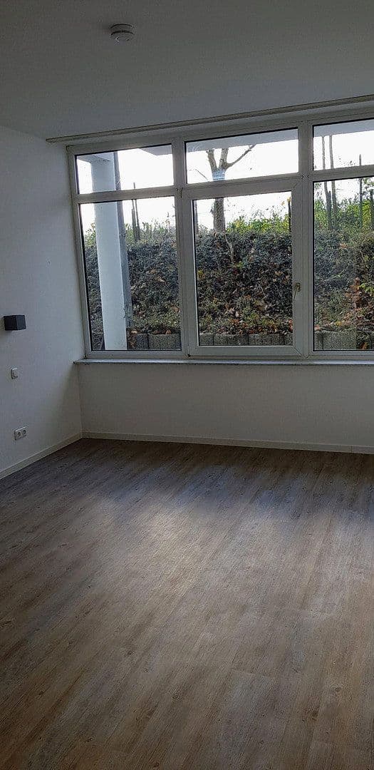 Pronájem bytu 1+1 24 m², Am Wald 3, Ober-Olm, Porýní-Falc Pronájem bytu 1+1 24 m², Am Wald 3, Ober-Olm, Porýní-Falc