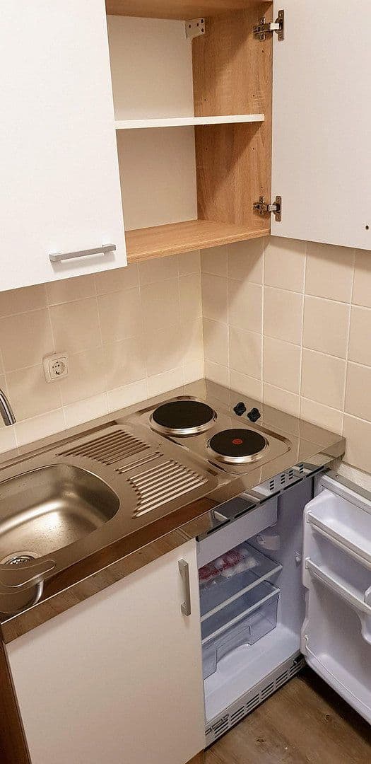 Pronájem bytu 1+1 24 m², Am Wald 3, Ober-Olm, Porýní-Falc Pronájem bytu 1+1 24 m², Am Wald 3, Ober-Olm, Porýní-Falc