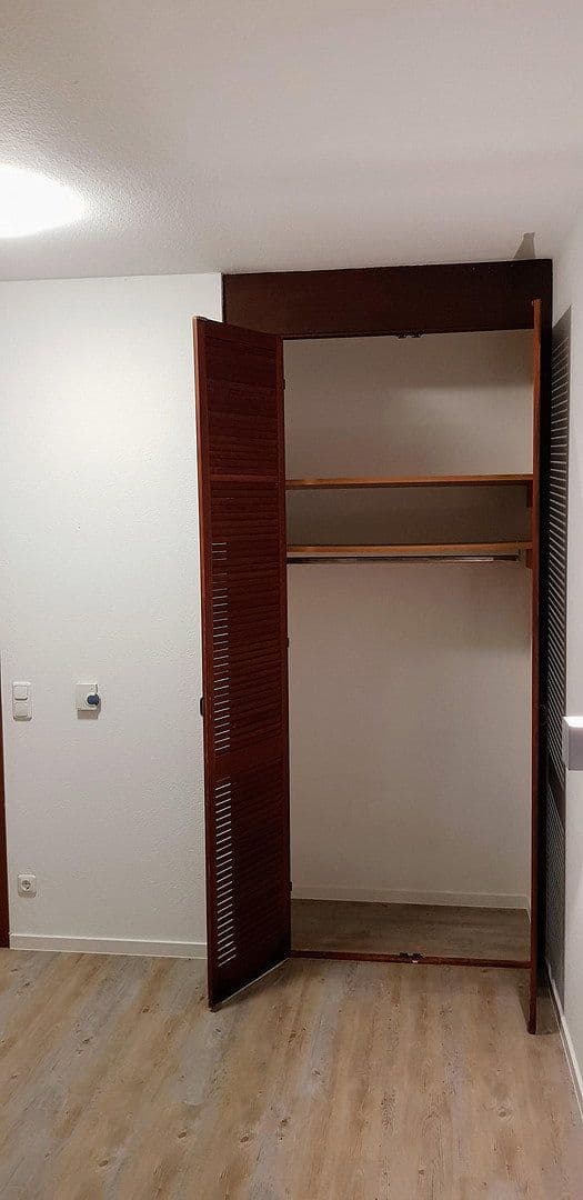 Pronájem bytu 1+1 24 m², Am Wald 3, Ober-Olm, Porýní-Falc Pronájem bytu 1+1 24 m², Am Wald 3, Ober-Olm, Porýní-Falc