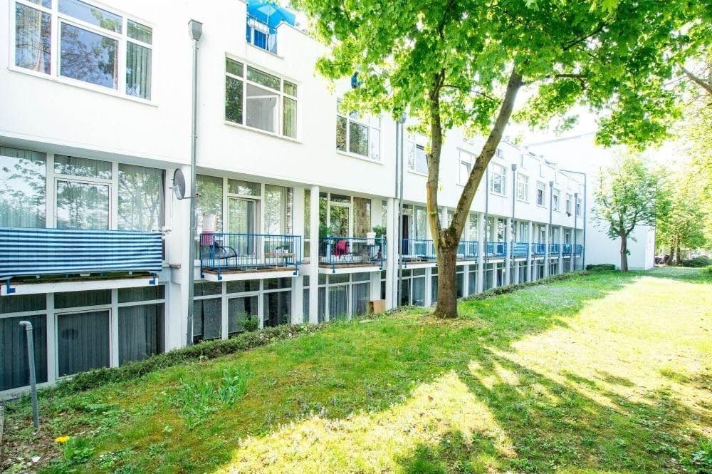 Pronájem bytu 1+1 24 m², Am Wald 3, Ober-Olm, Porýní-Falc Pronájem bytu 1+1 24 m², Am Wald 3, Ober-Olm, Porýní-Falc