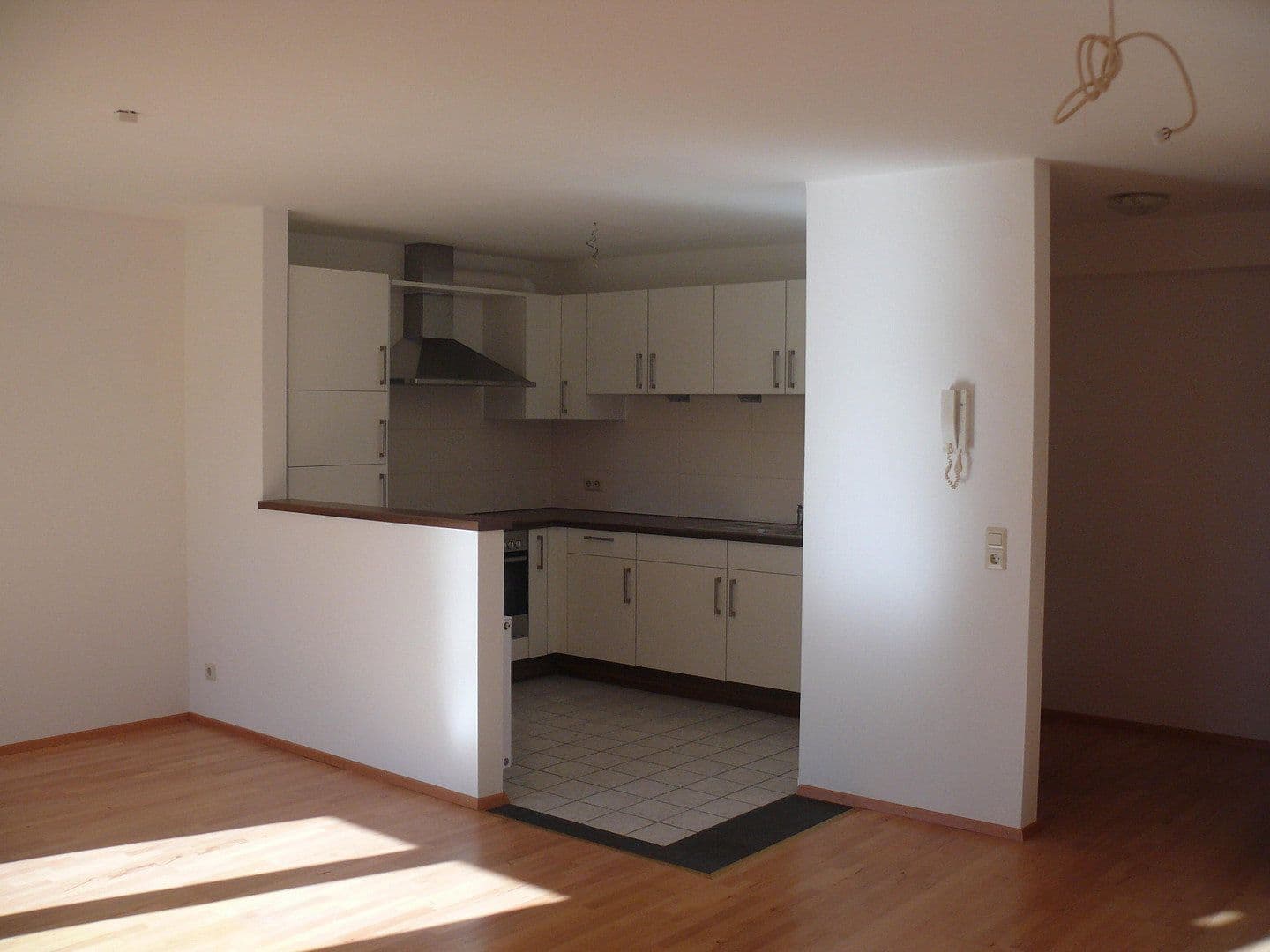 Pronájem bytu 2+1 74 m², Berthold-Hupmann-Straße 39, Biberach an der Riß, Bádensko-Württembersko Pronájem bytu 2+1 74 m², Berthold-Hupmann-Straße 39, Biberach an der Riß, Bádensko-Württembersko