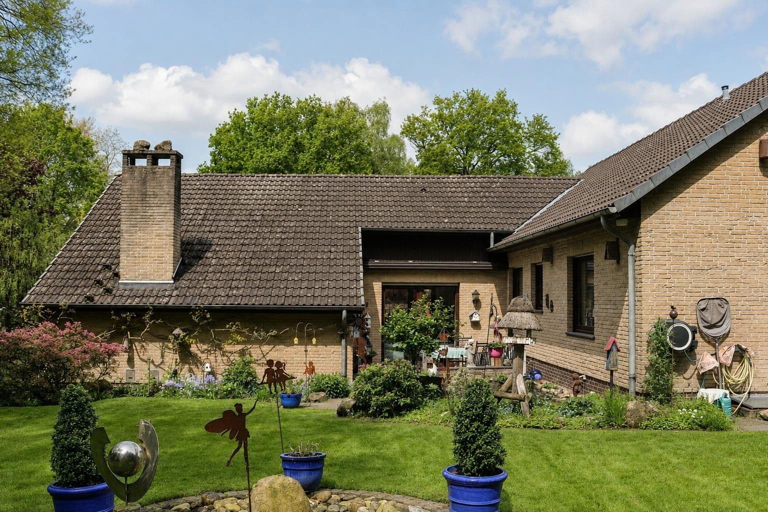 Prodej domu 204 m², pozemek 1.209 m², Hude (Oldenburg), Dolní Sasko Prodej domu 204 m², pozemek 1.209 m², Hude (Oldenburg), Dolní Sasko