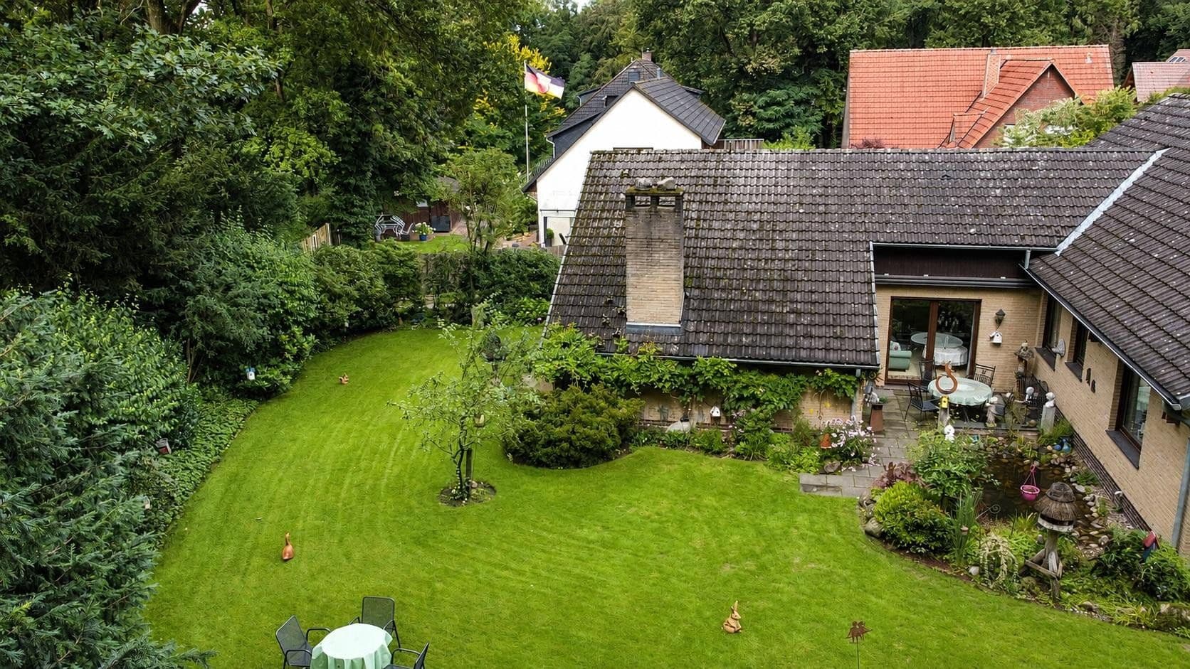 Prodej domu 204 m², pozemek 1.209 m², Hude (Oldenburg), Dolní Sasko Prodej domu 204 m², pozemek 1.209 m², Hude (Oldenburg), Dolní Sasko