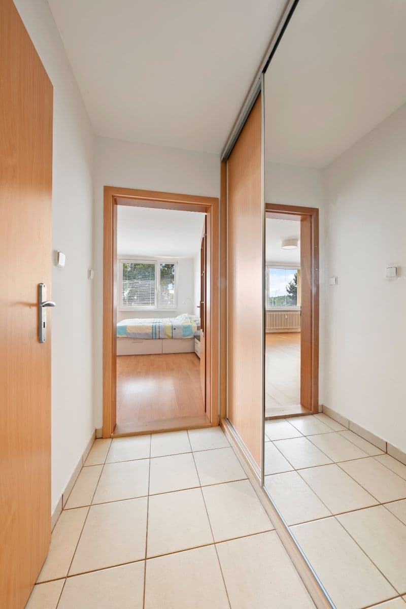 Prodej bytu 1+kk 40 m², Lublinská, Praha, Praha Prodej bytu 1+kk 40 m², Lublinská, Praha, Praha