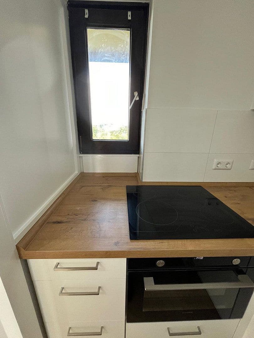 Pronájem bytu 1+1 31 m², Hannover, Dolní Sasko Pronájem bytu 1+1 31 m², Hannover, Dolní Sasko