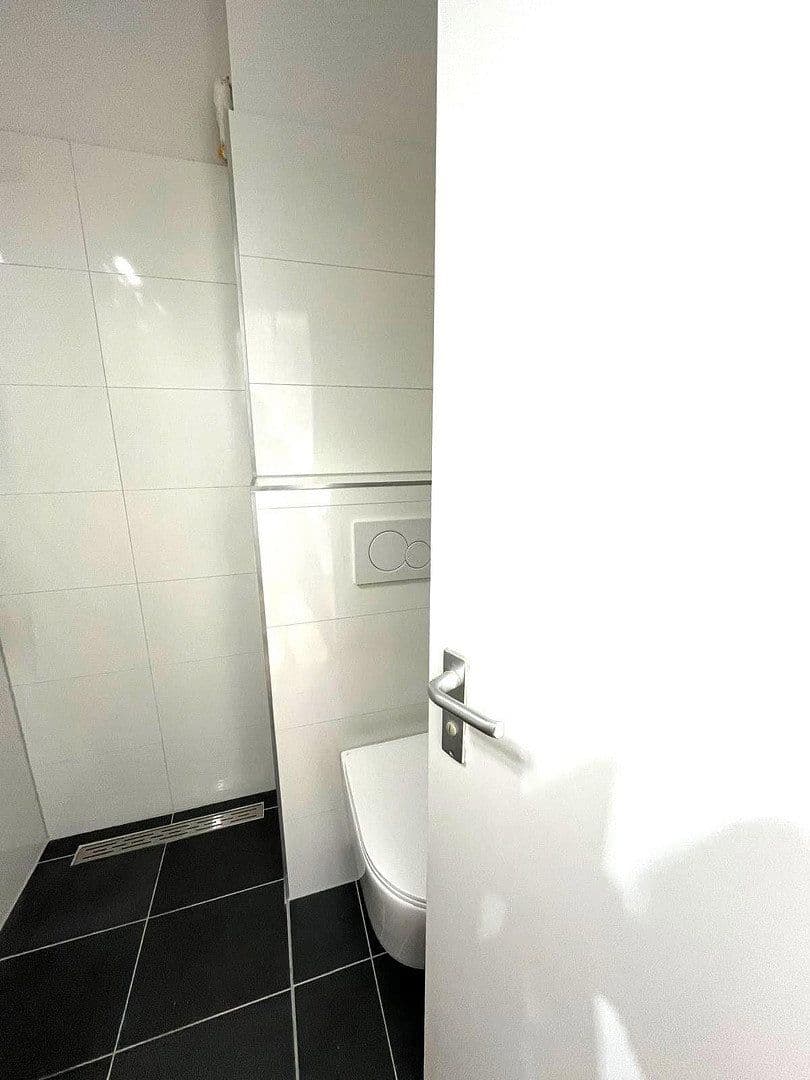 Pronájem bytu 1+1 31 m², Hannover, Dolní Sasko Pronájem bytu 1+1 31 m², Hannover, Dolní Sasko