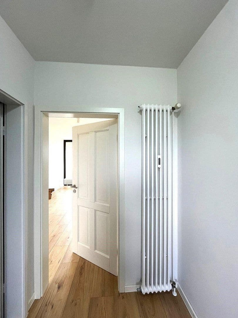 Pronájem bytu 1+1 31 m², Hannover, Dolní Sasko Pronájem bytu 1+1 31 m², Hannover, Dolní Sasko