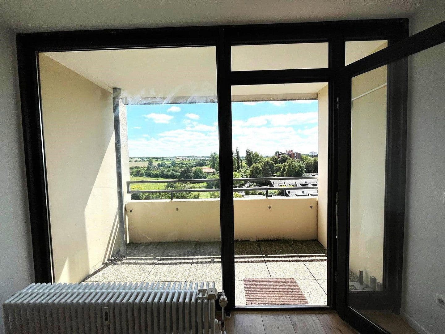 Pronájem bytu 1+1 31 m², Hannover, Dolní Sasko Pronájem bytu 1+1 31 m², Hannover, Dolní Sasko