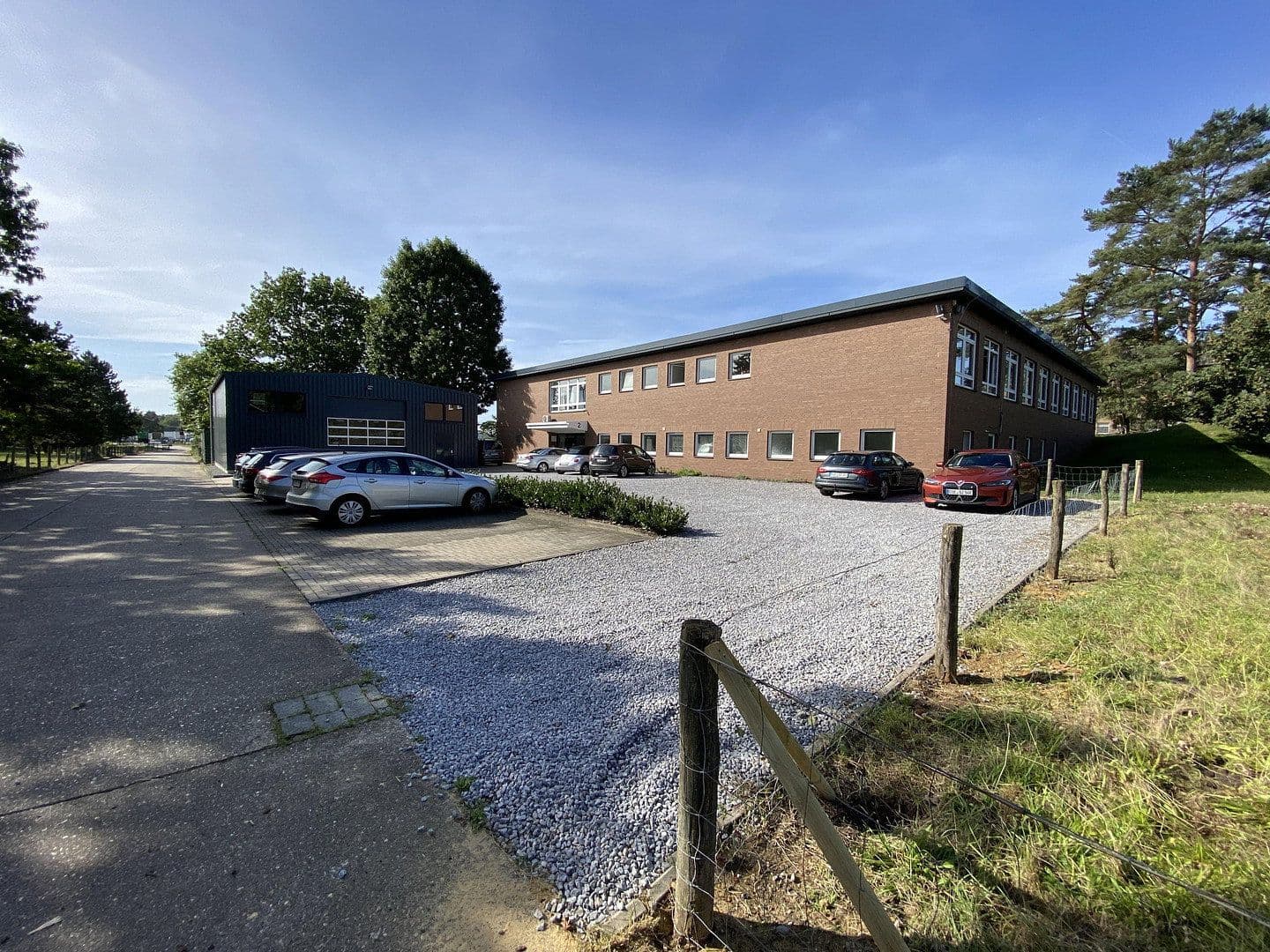 Prodej kanceláře 1.320 m², Coesfeld, Severní Porýní-Vestfálsko Prodej kanceláře 1.320 m², Coesfeld, Severní Porýní-Vestfálsko