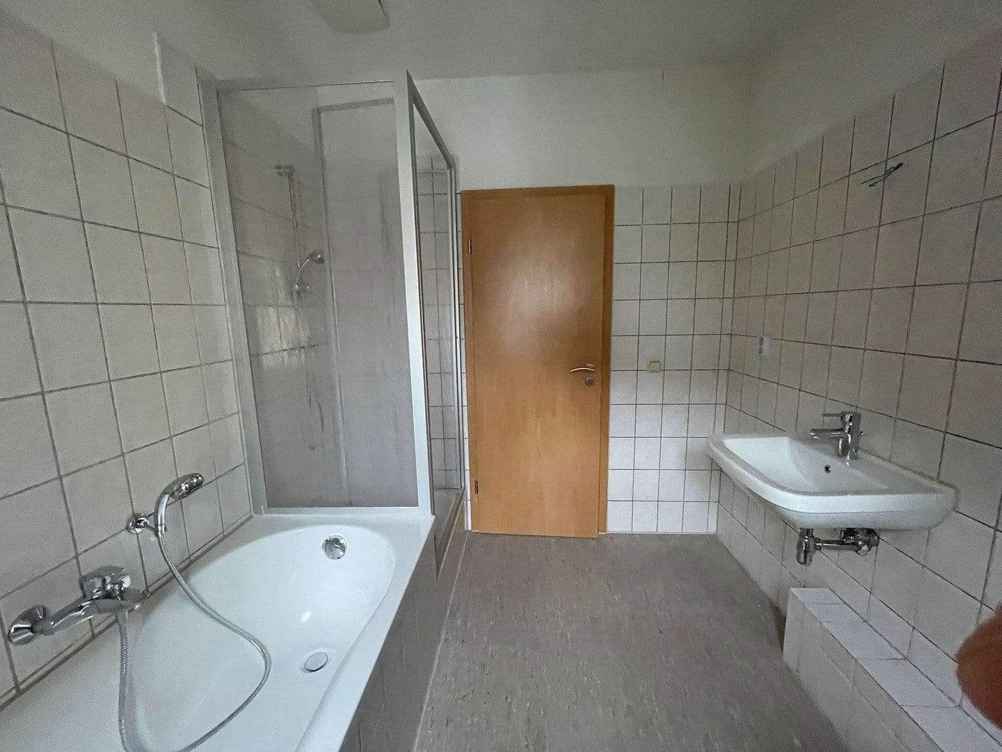Pronájem bytu 5+1 125 m², Charlottenstraße 7, Eisenach, Durynsko Pronájem bytu 5+1 125 m², Charlottenstraße 7, Eisenach, Durynsko