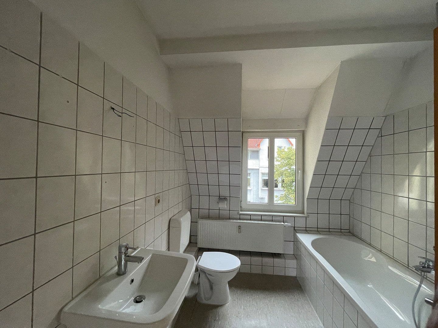 Pronájem bytu 5+1 125 m², Charlottenstraße 7, Eisenach, Durynsko Pronájem bytu 5+1 125 m², Charlottenstraße 7, Eisenach, Durynsko