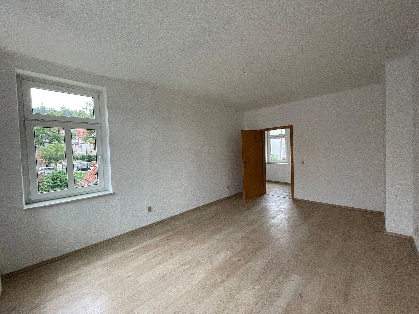 Pronájem bytu 5+1 125 m², Charlottenstraße 7, Eisenach, Durynsko Pronájem bytu 5+1 125 m², Charlottenstraße 7, Eisenach, Durynsko