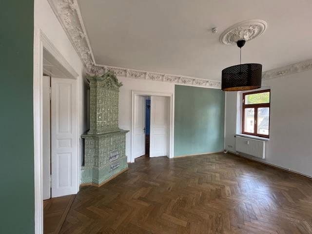 Pronájem bytu 6+1 180 m², Roßmäßlerstraße 7, Tharandt, Sasko Pronájem bytu 6+1 180 m², Roßmäßlerstraße 7, Tharandt, Sasko