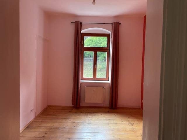 Pronájem bytu 6+1 180 m², Roßmäßlerstraße 7, Tharandt, Sasko Pronájem bytu 6+1 180 m², Roßmäßlerstraße 7, Tharandt, Sasko
