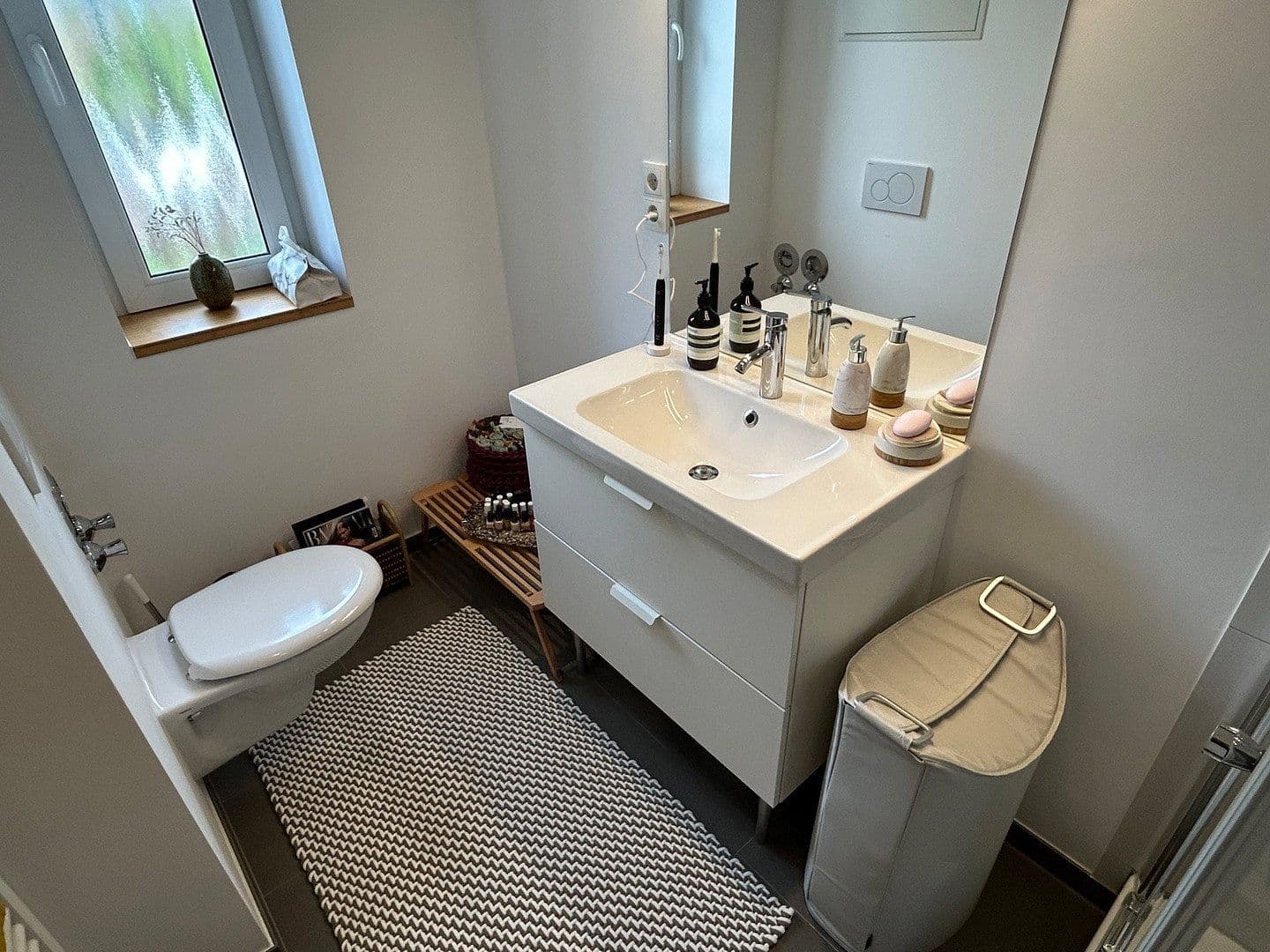 Pronájem bytu 2+1 55 m², Meerbusch, Severní Porýní-Vestfálsko Pronájem bytu 2+1 55 m², Meerbusch, Severní Porýní-Vestfálsko