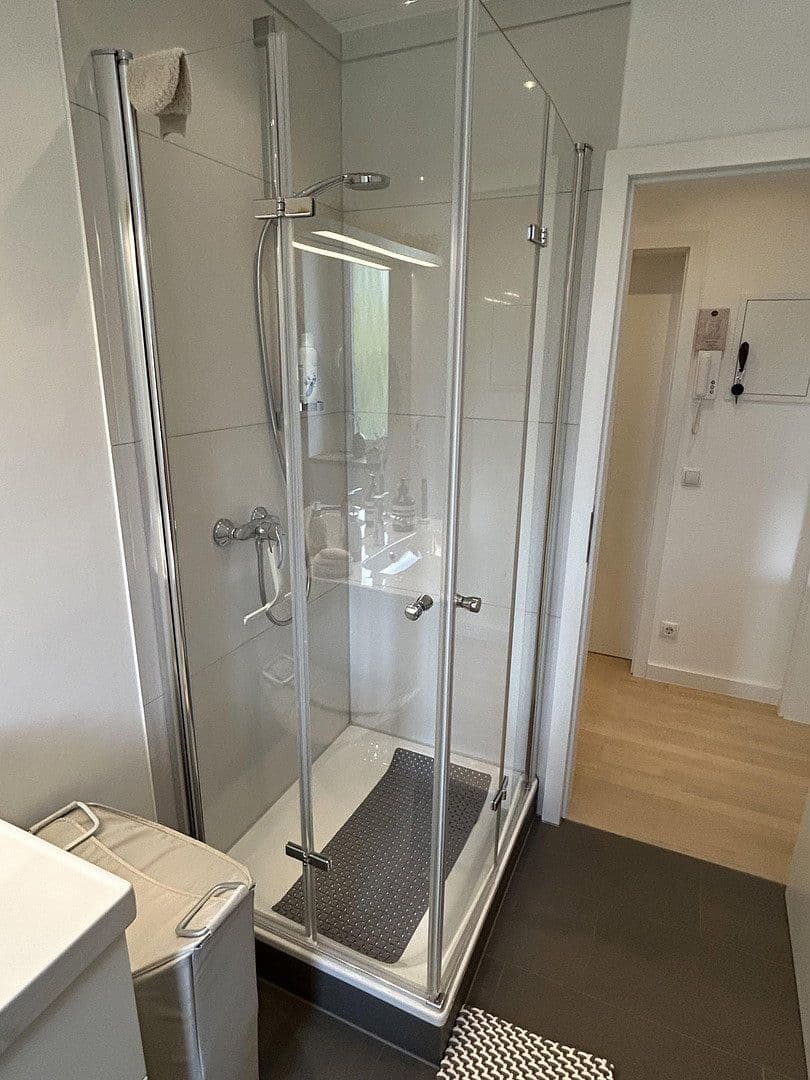 Pronájem bytu 2+1 55 m², Meerbusch, Severní Porýní-Vestfálsko Pronájem bytu 2+1 55 m², Meerbusch, Severní Porýní-Vestfálsko