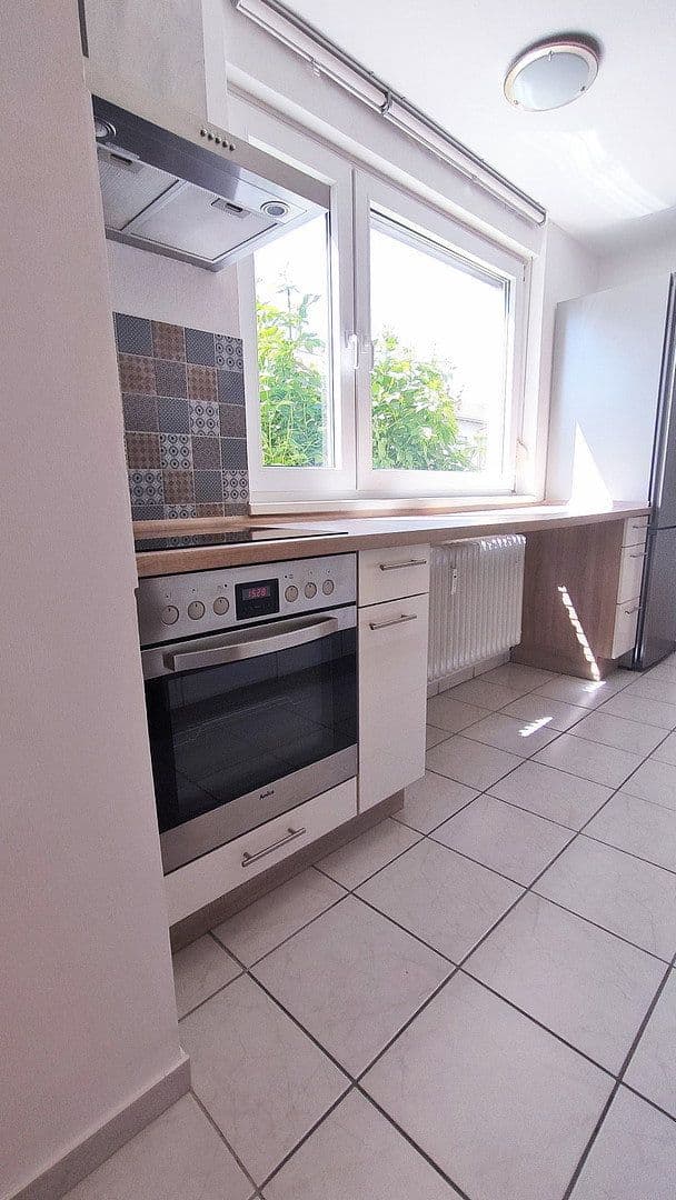 Pronájem bytu 3+1 83 m², Eppelheim, Bádensko-Württembersko Pronájem bytu 3+1 83 m², Eppelheim, Bádensko-Württembersko