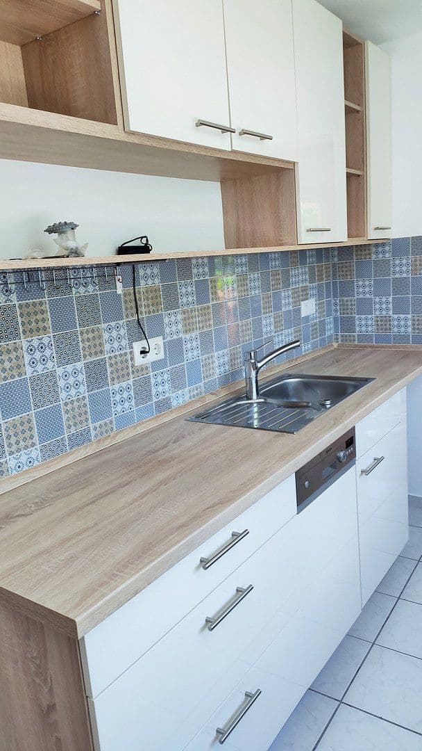 Pronájem bytu 3+1 83 m², Eppelheim, Bádensko-Württembersko Pronájem bytu 3+1 83 m², Eppelheim, Bádensko-Württembersko